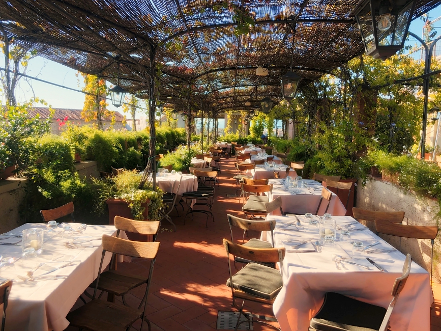 B-Roof, The Rooftop Bar Of Grand Hotel Baglioni In Florence - Within ...